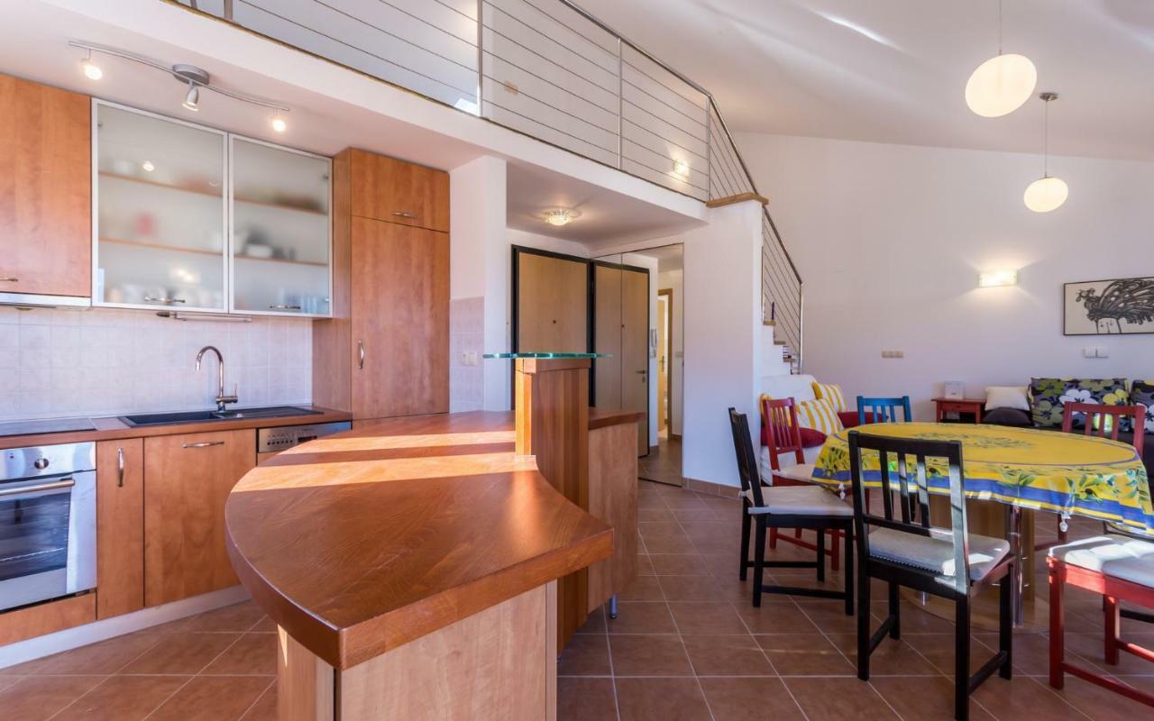 Apartamento Tinka Baška Exterior foto